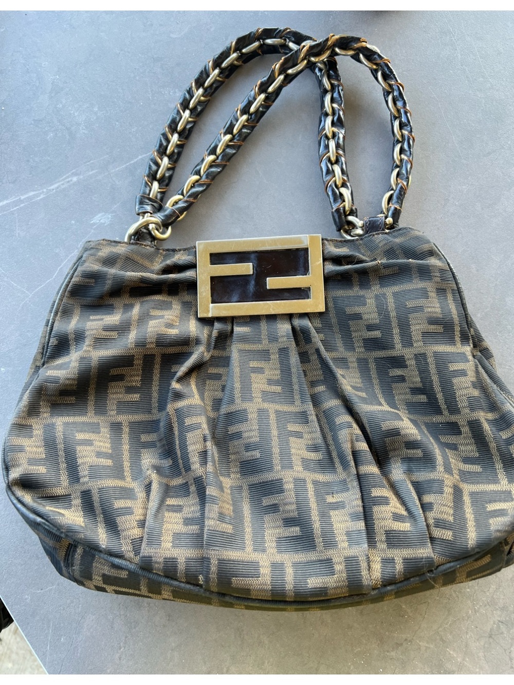 FENDI GIFTAWAY 7-9-26 purchase floating frame for entry - Picture 2 of 5